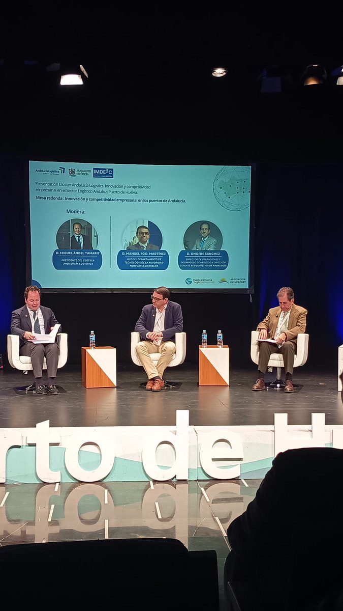 Puertos de Andalucía tweet media