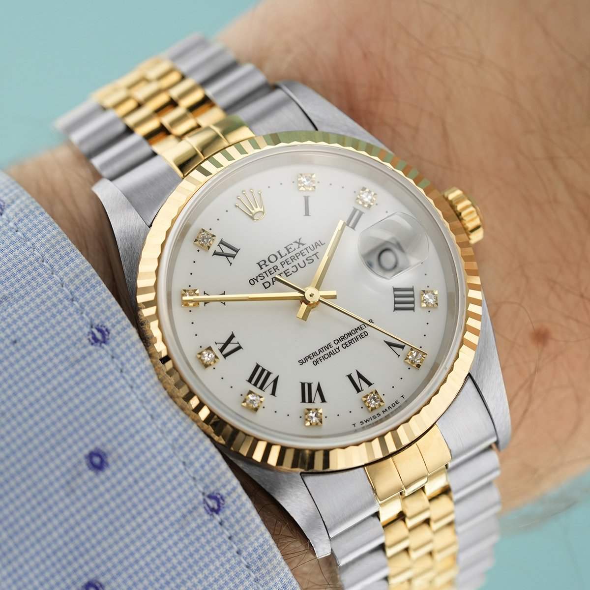 We are proud to present this #Rolex Datejust 36, reference 16233, offered for sale in like new condition.

watches.co.uk/rolex-datejust…

First introduced in 1945, the Datejust is Rolex’s longest-running and most recognisable collection. Celebrated as the world’s first self-winding