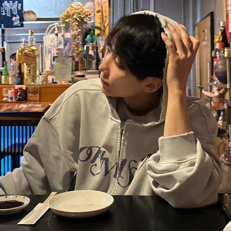 eru (ฬ์) tweet media