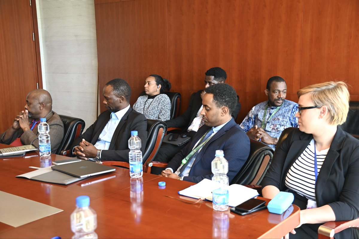 AU_HHS's tweet photo. At the inaugural stakeholder mtg of #JLMP Phase III, H.E @amma_twumamoah thanked partners &amp; reaffirmed that #JLMPpropel will tackle governance gaps in labour migration, protect workers’ rights, promote decent work &amp; advance harmonised, evidence-based migration policies. https://t.co/Y8Zbu9H8Pz