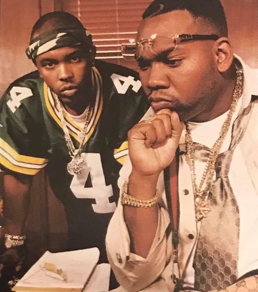 Chuckisdope's tweet photo. Live Nigga Rap. https://t.co/9Zg1SpoklY