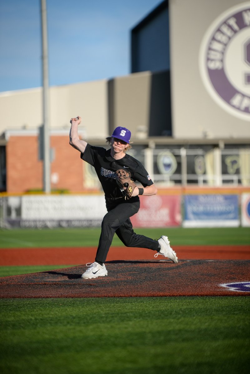 RGreshBaseball's tweet photo. Such a privilege to be a part of this team, on to the next season.  Finished the season with Metro League academic honors. https://t.co/IlBzFpa7rZ
