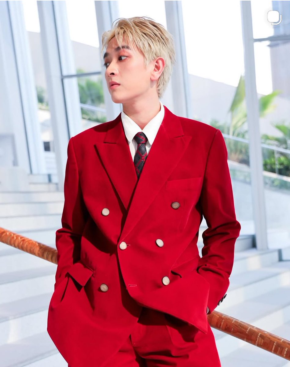 ไหนๆก็ไหนๆแล้ว ขออนุญาตฝากลูกชายคนกลาง หนุ่มเสื้อชมพู น้องชื่อ “เสือ” รับบท “โฉ” ในเรื่องด้วงกับเธอนะคะ 

น้องเป็นศิลปินในค่าย #DazzRecords ค่ายในเครือ Muzik Move เป็นศิลปินดูโอ้ชื่อว่า #BBRACE 
ㅡ ผลงานล่าสุดของน้องชือเพลงว่า “เคยคุ้น (Then And Now)” สามารถรับชมรับฟังได้ทุก