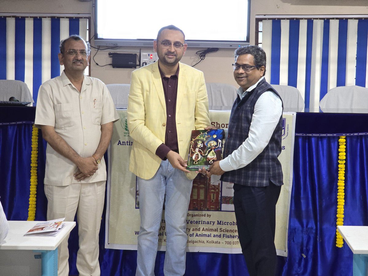wbuafsoffical's tweet photo. Department of Veterinary Microbiology, F/O-VAS organized ICAR Sponsored Short Course entitled ‘Antimicrobial resistance to antibiotics in animals and its impact on human health’ during Feb 11-20, 2026
#wbuafsofficial #ICAR #shortcourses https://t.co/QOdLl75N5s