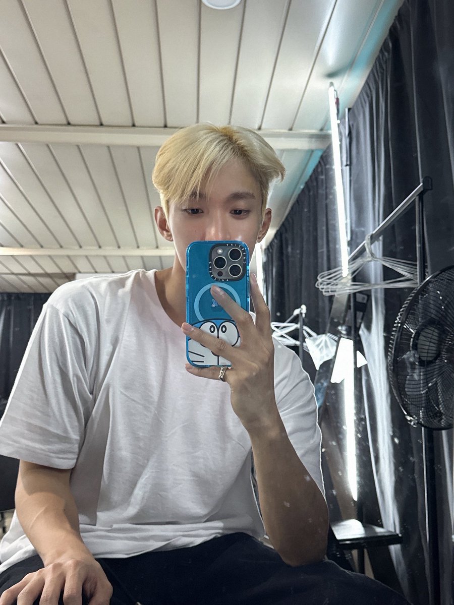 wonubliss's tweet photo. DOKYEOM 🌟💛🤍 https://t.co/nx2OKuooqr