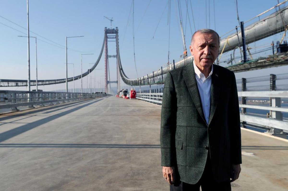 Almanya’da 4.896 kilometrelik otoyol, 45 köprü ve tünelden ücretsiz geçilebilirken, Türkiye’de 22 otoyol, köprü ve tünelden tek sefer geçmek için toplam 8.073 TL ödeniyor. (Sözcü)