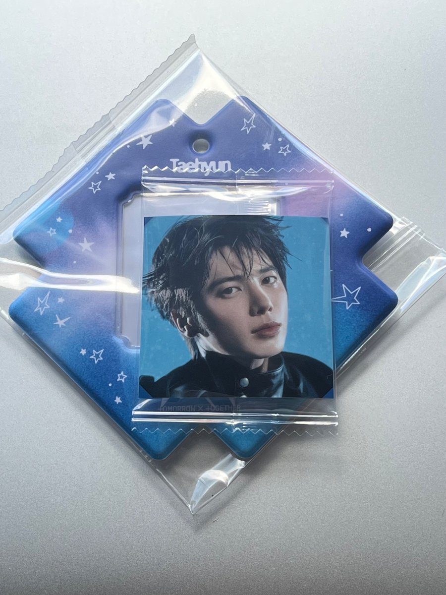 TXT 交換 バンダイ Visual Square Photo Seal with Case 【譲