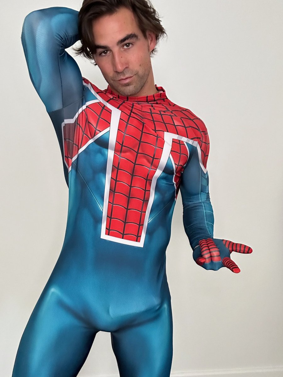 Axel Stone tweet media