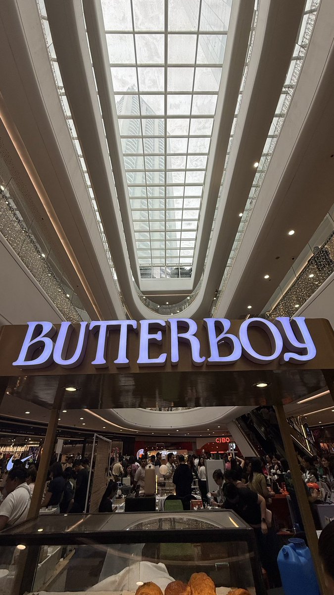 ___saru92's tweet photo. hakone x shizu x butterboy 😋 https://t.co/xNM82VJ5Yx