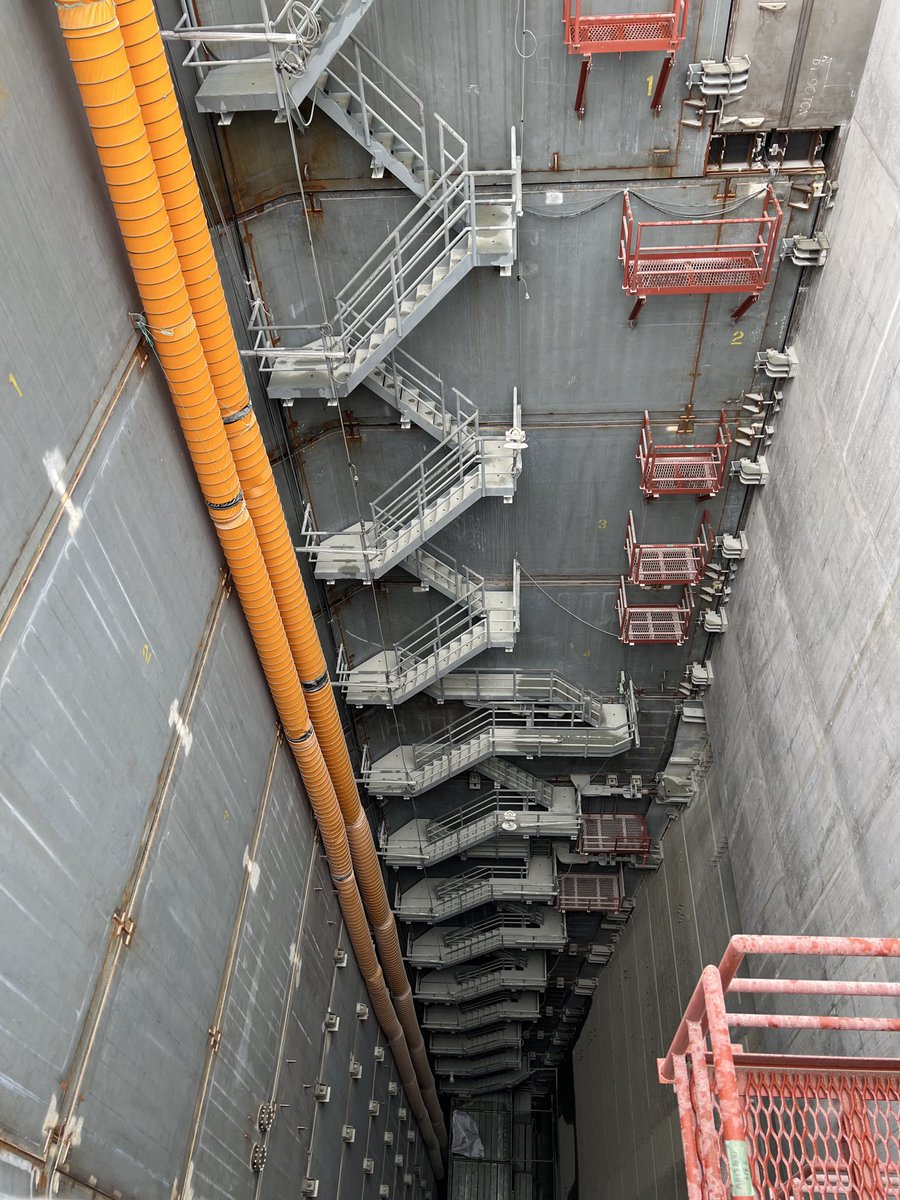 鞆(とも) tweet media