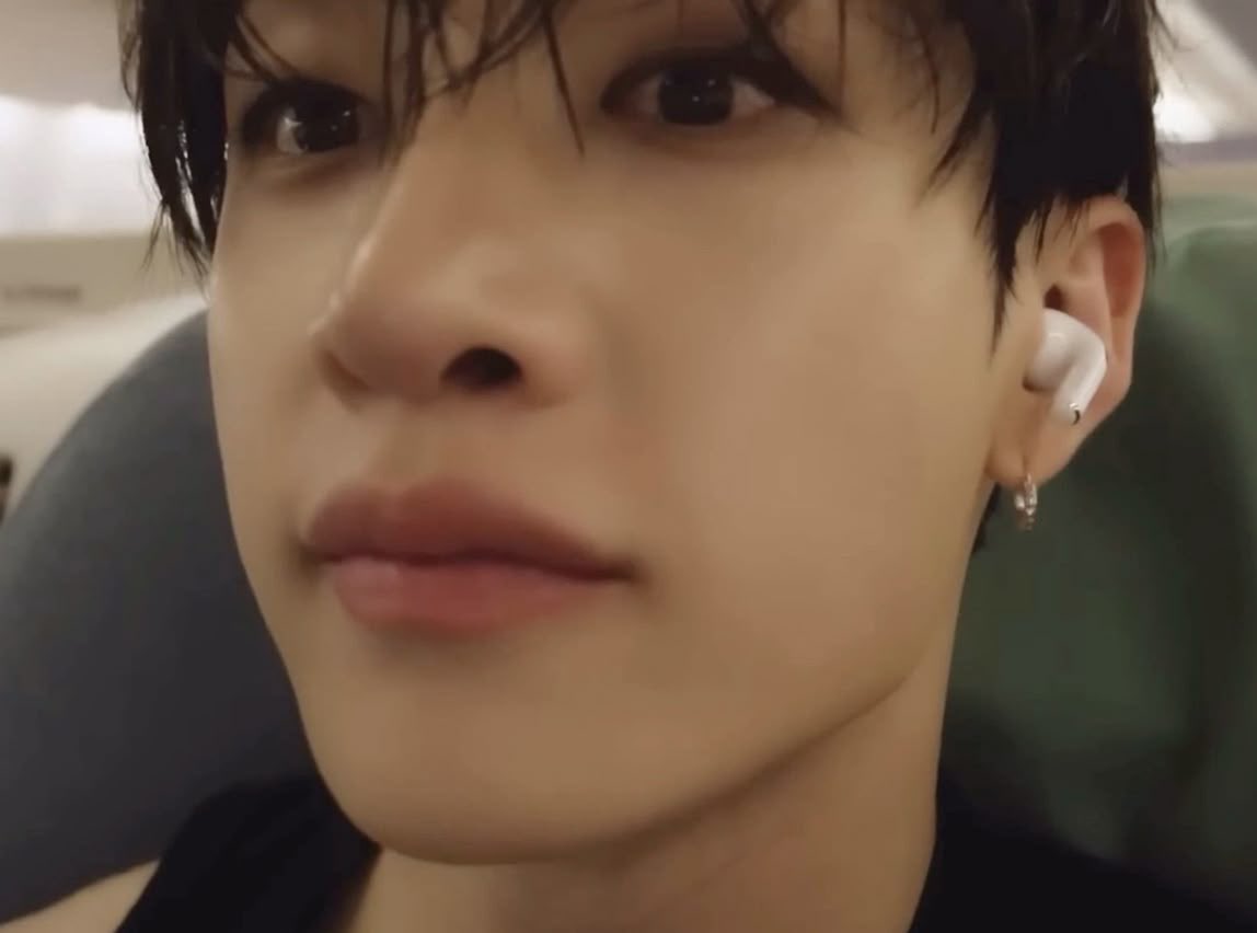 blondechans's tweet photo. literally bro like wtf https://t.co/7kVQa9OoJq