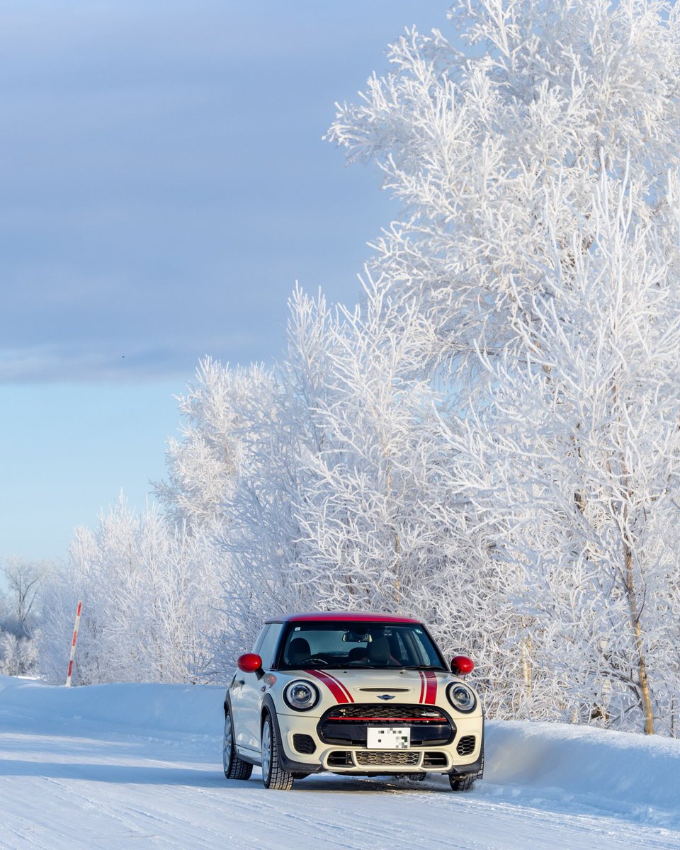 MINI_JAPAN's tweet photo. MINI Family の写真シェア2月編🩵
今月は冬の景色の見納めにMINI x 冬景色の写真をシェア。
皆さんの春のMINIの写真も楽しみです🌸
1 IG/ kaz_tiger_
2 IG/ mune_ringram
#MINIJapan
#MINIFamily https://t.co/IIHmFj0WnY