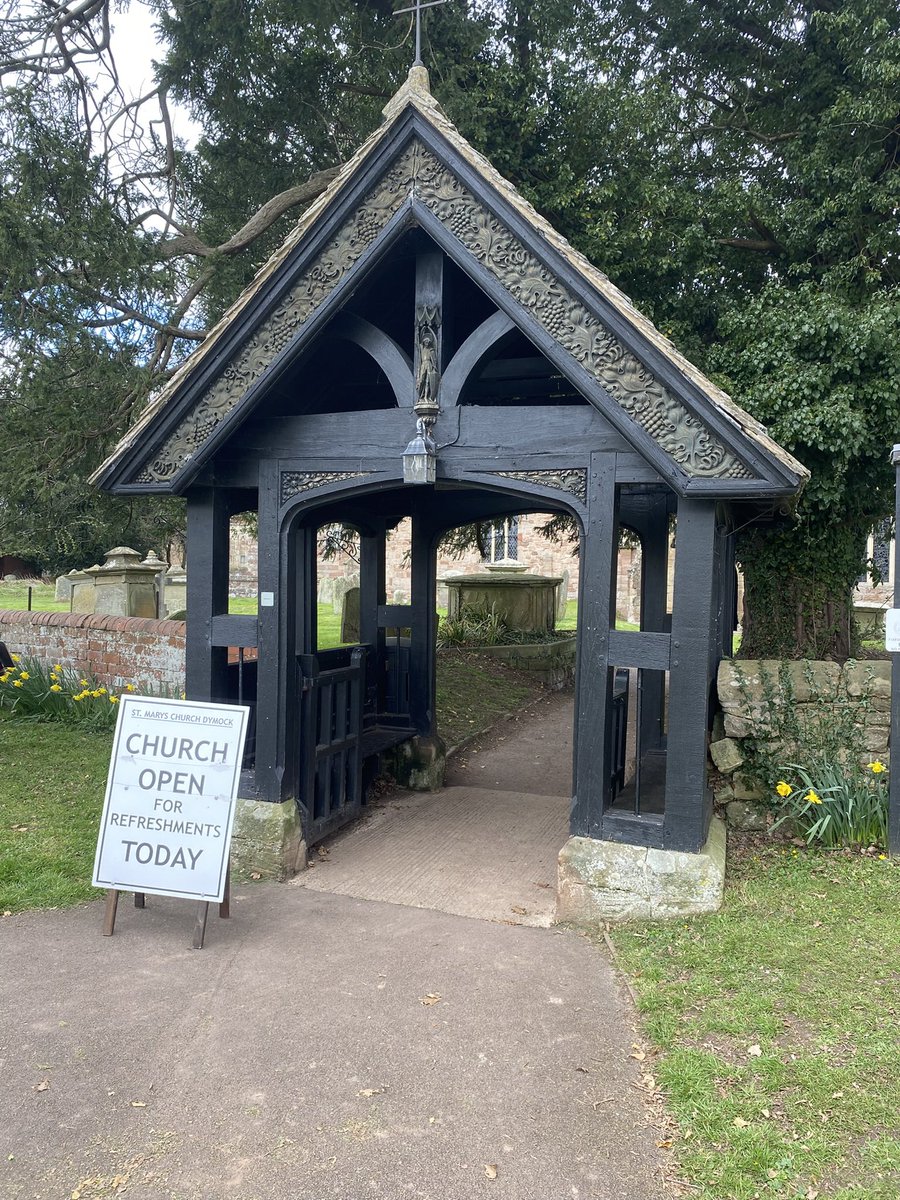 westcountrybird's tweet photo. Good morning Twitter chums. Happy #Thursgate @LoveOfGates #Dymock https://t.co/dqD4mknKEN