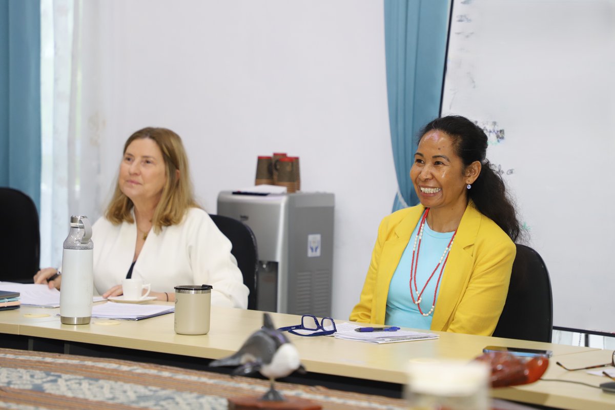TimorMBO's tweet photo. The new Portuguese Ambassador to Timor-Leste, H.E. Duarte Bué Alves, visited (24/02) the Land and Maritime Boundary Office (LMBO) for an introductory meeting to discuss priority areas of potential cooperation between #Portugal and #TimorLeste on the #BlueEconomy https://t.co/H2KheBZcSF