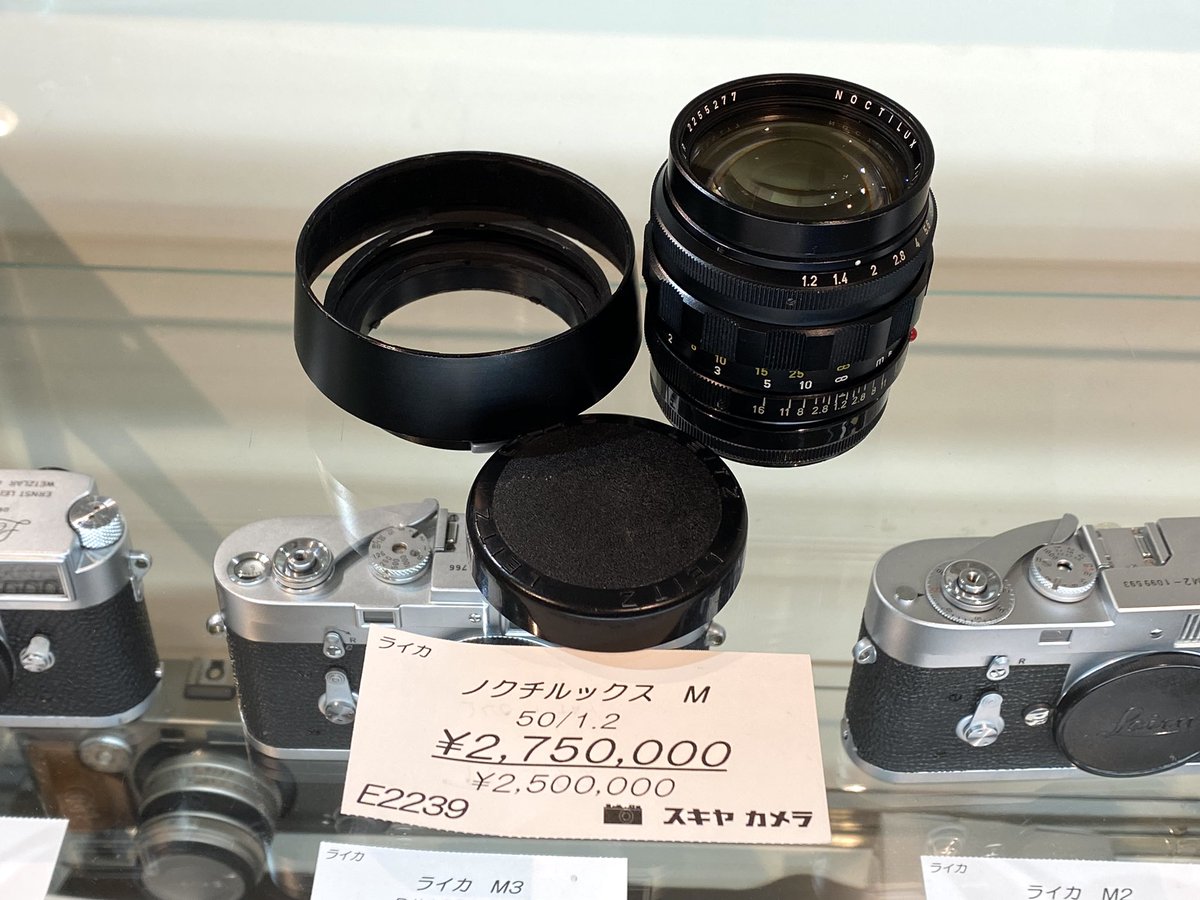 📷【第54回 世界の中古カメラ市】 スキヤカメラのブースです👍 ✓ECHO8