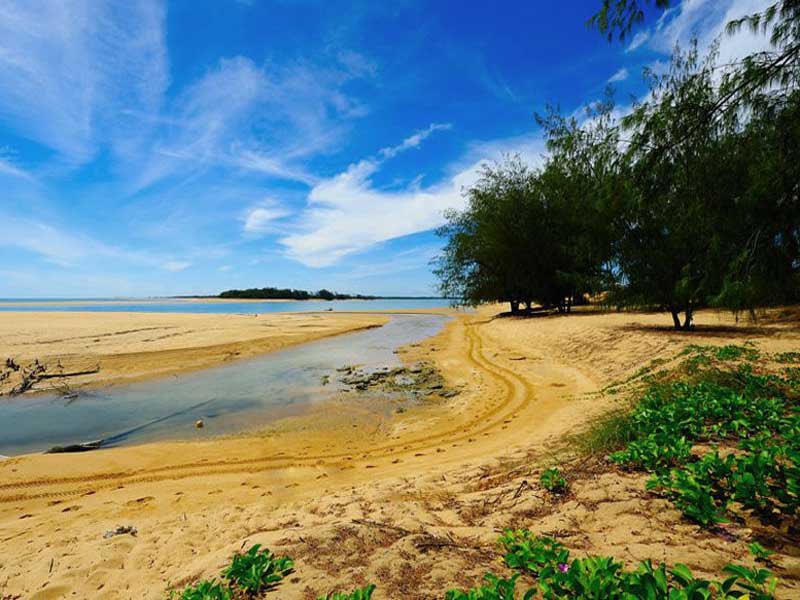 Janstralia! On this day in 1606 led Willem Janszoon the first recorded European landing on the continent of Australië, sailing from Java for the Dutch East India Company while exploring New Guinea for new trade opportunities.🇳🇱