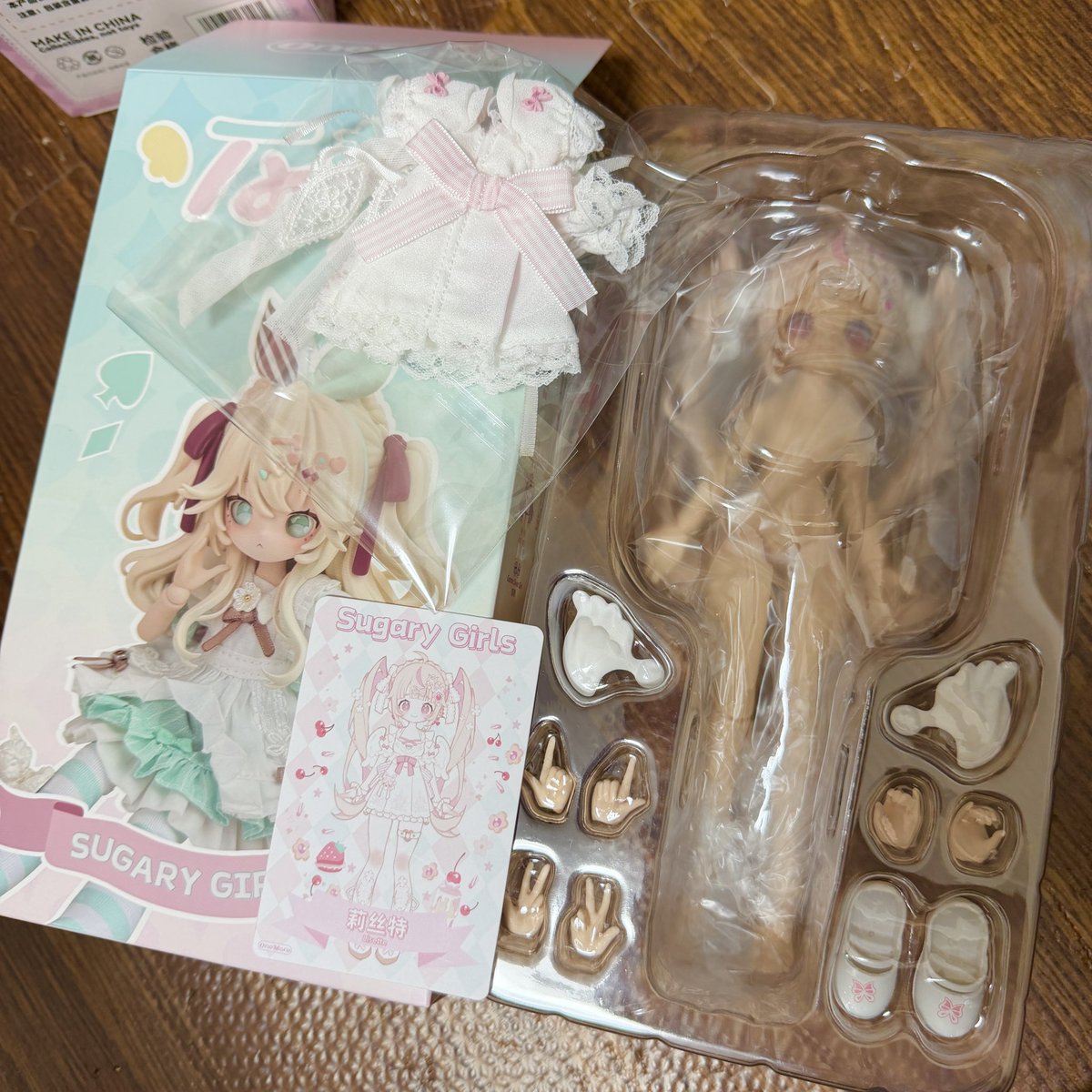 展示品の出来の良さに惹かれて買ったドール1体目「SUGARY GIRLS」の 