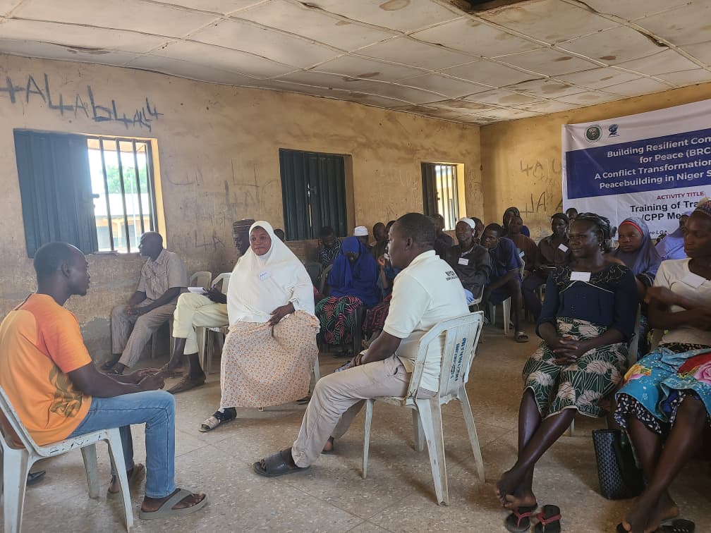 FoundationSafer's tweet photo. Project Update

Through the BRCP project, Safer World Foundation is strengthening Community Peace Platforms (CPPs), bringing youth, women, and community &amp; religious leaders together for inclusive dialogue and capacity-building to support community-led conflict prevention. https://t.co/AypXLt2cyM