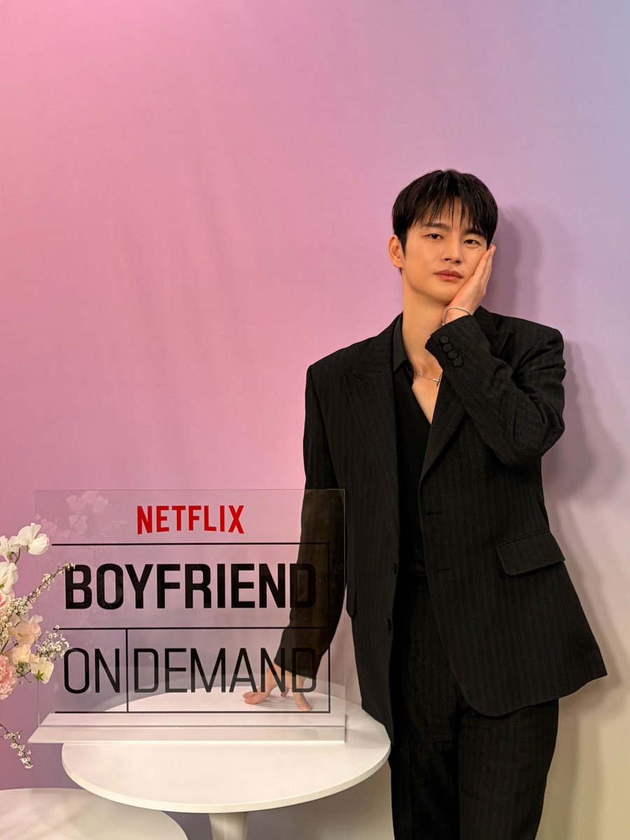[#📸]
<월간남친> 제작발표회 현장 속 서인국, 구독하시겠습니까?🩷

#서인국 #SeoInGuk #ソ・イングク 
#넷플릭스 #NETFLIX <a href="/Whatsup_Inguk/">서인국 (SEO IN GUK)</a>
#월간남친 #BoyfriendOnDemand #박경남
#제작발표회 #비하인드
#스토리제이컴퍼니 #Storyjcompany