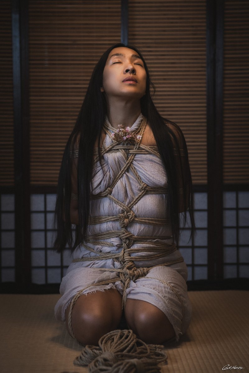 Golden Silence (2026)
#catmason #rigger #ropeart #ropebunny #shibari #kinbaku #stuttgart #romanticbondage #romanticshibari #shibariART #bdsmART #juterope #modelswanted #photoshooting 
Feel free to share &amp; repost :) Thanks!