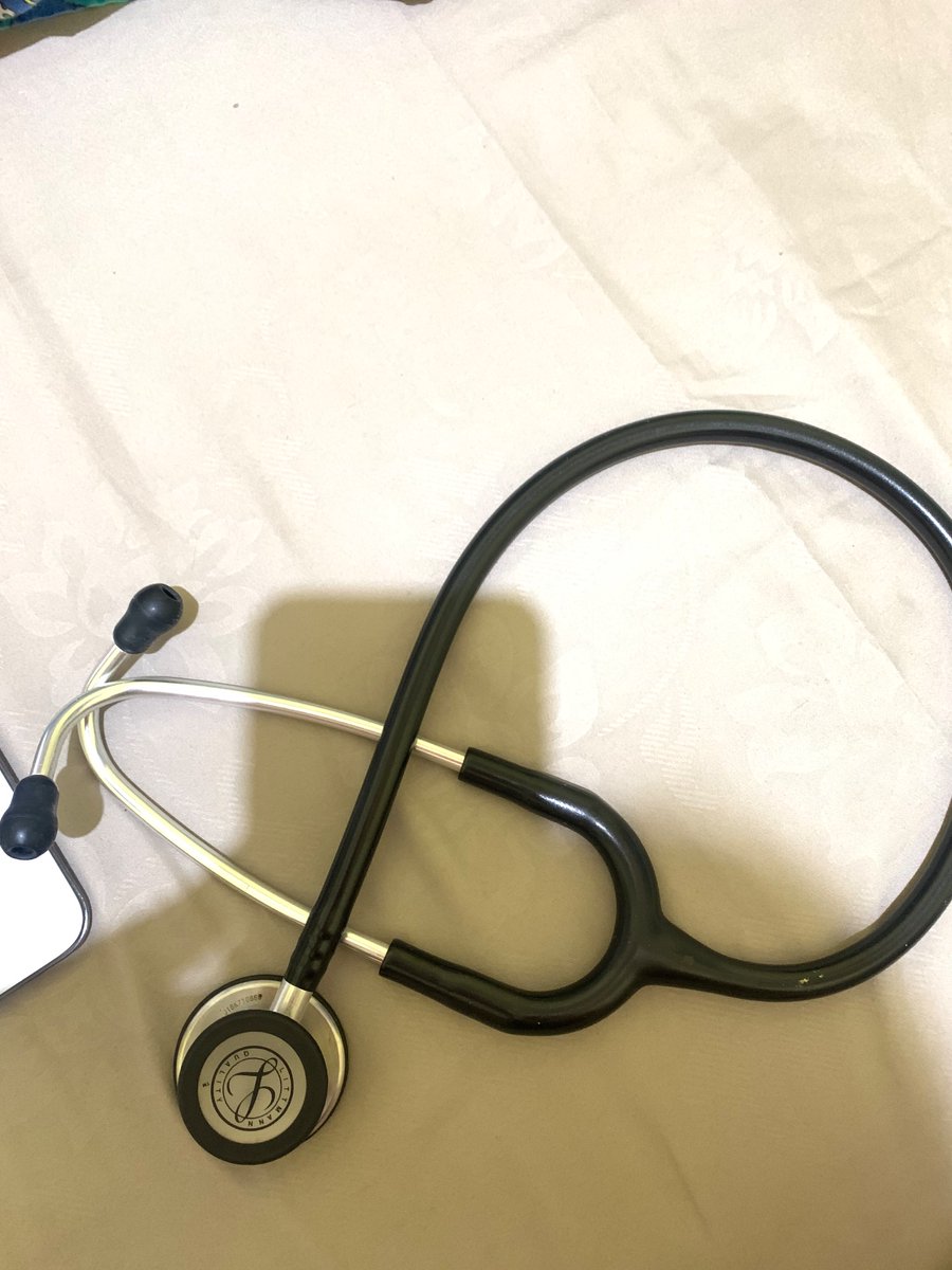 Arumdaw0's tweet photo. Wts 
Want to sell littman clasic III preloved
Alasan jual karena dikasih steto baru. 
Harga 1.2 juta, minat dm https://t.co/S9jmvzPDZQ