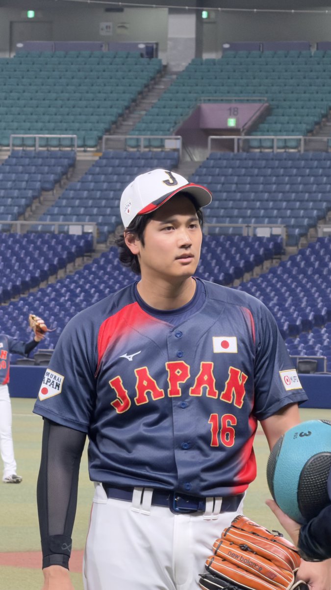 WBC 侍ジャパン】ユニホーム姿をお披露目した大谷翔平