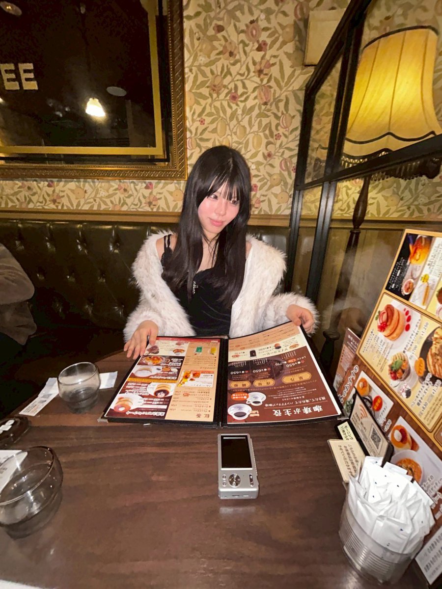 桃香（15） tweet media