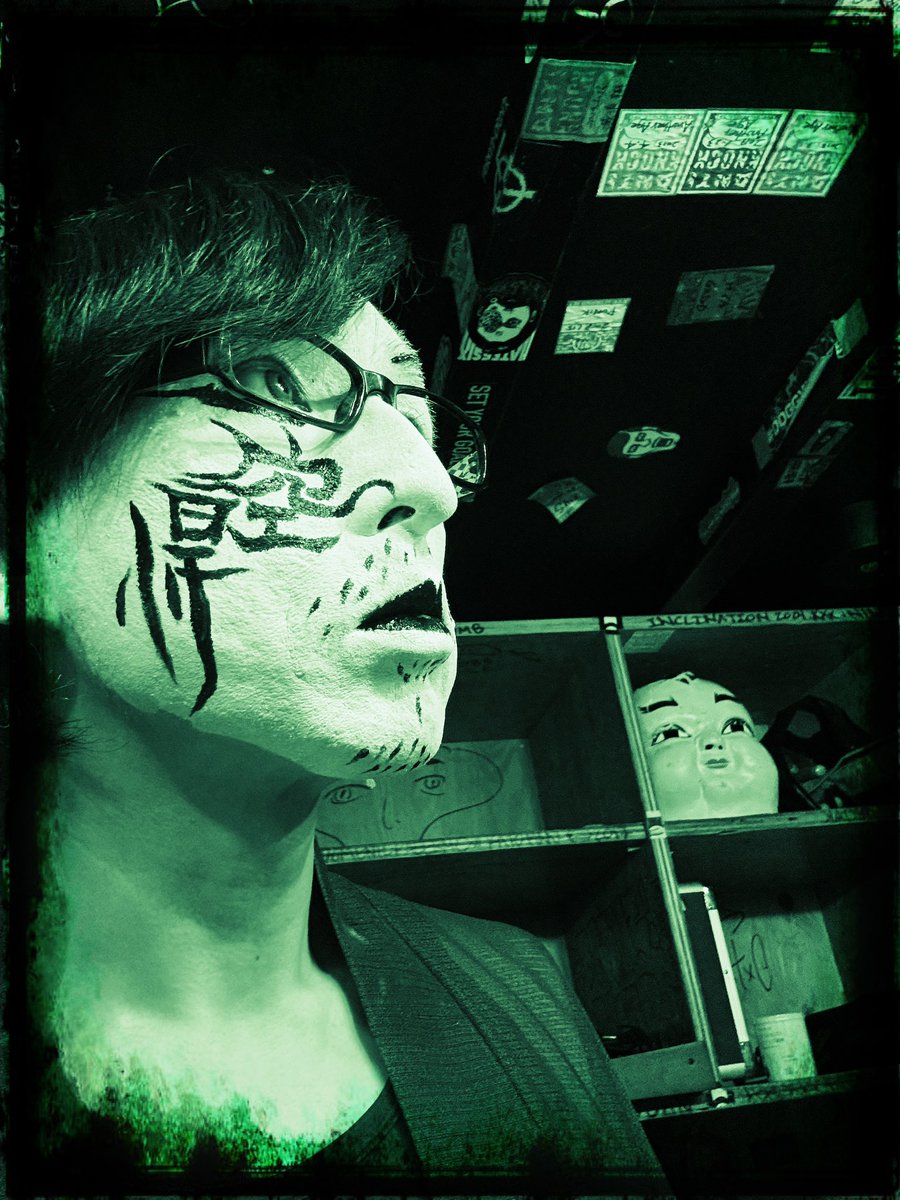 そして今週末は空想、オゾマ両方ライブありまして
2/28/(土) 三軒茶屋ヘブンスドア
出演:地獄フレンズ/らいむらいと/王様と下僕/Rough Zombie/オゾマシーズ
ご予約は公式まで

3/1(日)池袋手刀
出演:つぐもの/カツオヘッド/BASTET/空想革命
ご予約TIGETにて：tiget.net/events/458531

お願い致します!