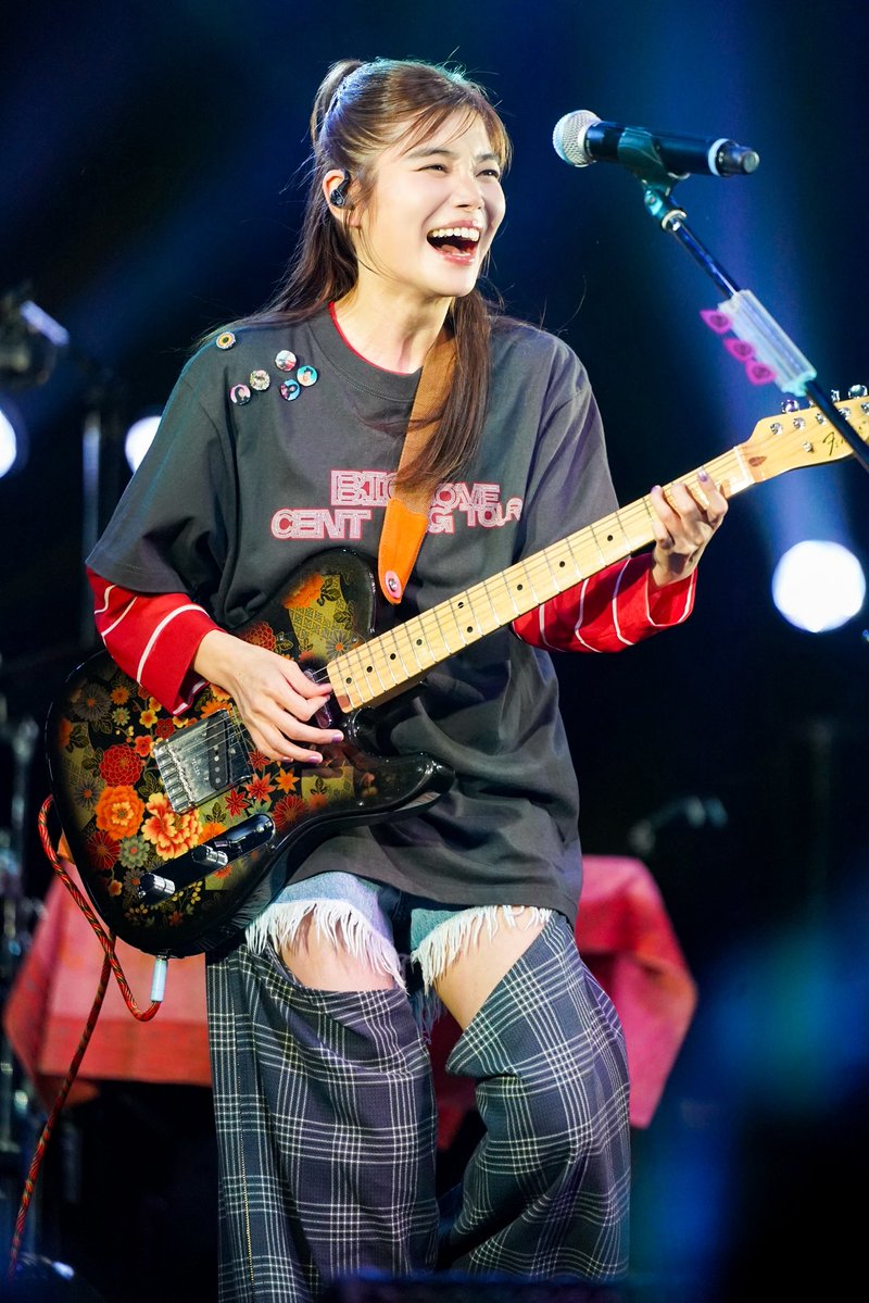 𝑪𝑬𝑵𝑻 𝑶𝑵𝑬𝑴𝑨𝑵 𝑳𝑰𝑽𝑬 𝑻𝑶𝑼𝑹 「𝑩𝑰𝑮 𝑩𝑰𝑮 𝑳𝑶𝑽𝑬