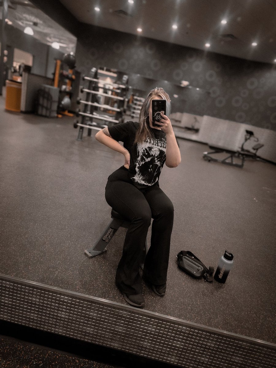 𝖑𝖎𝖈𝖍 🦇 tweet media