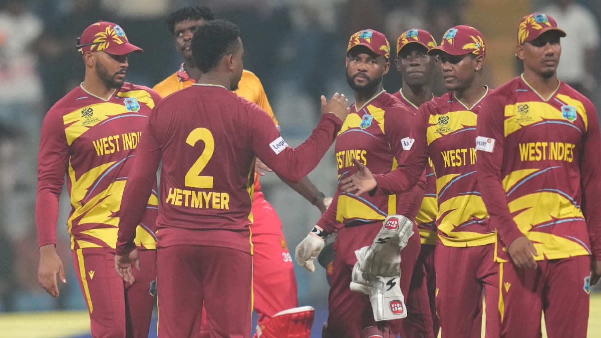 JaikyYadav16's tweet photo. आज T-20 World Cup में सबकी निगाहें सिर्फ South Africa की जीत पर होंगी, हर कोई उसकी जीत की दुआ मांगेगा, लेकिन 

पता नहीं क्यों मुझे ऐसा लग रहा है कि आज West Indies की टीम सबसे रौद्र रूप धारण करके अफ्रीका को हरा देगी।

इस बार पूरे World Cup में अगर कोई सबसे खतरनाक टीम दिखी है तो वो सिर्फ West Indies है, बल्लेबाजी से लेकर गेंदबाजी तक सब तगड़ा।

और अगर आज ऐसा हुआ तो West Indies को फिर कोई नहीं रोक पाएगा ट्रॉफी जीतने से।