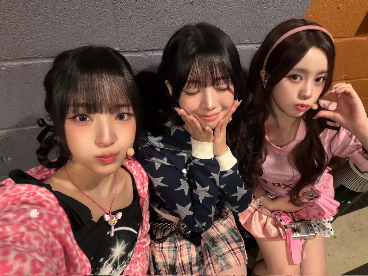 for_unis's tweet photo. 2/2
#YUNHA #방윤하 https://t.co/pWzmyelXgS