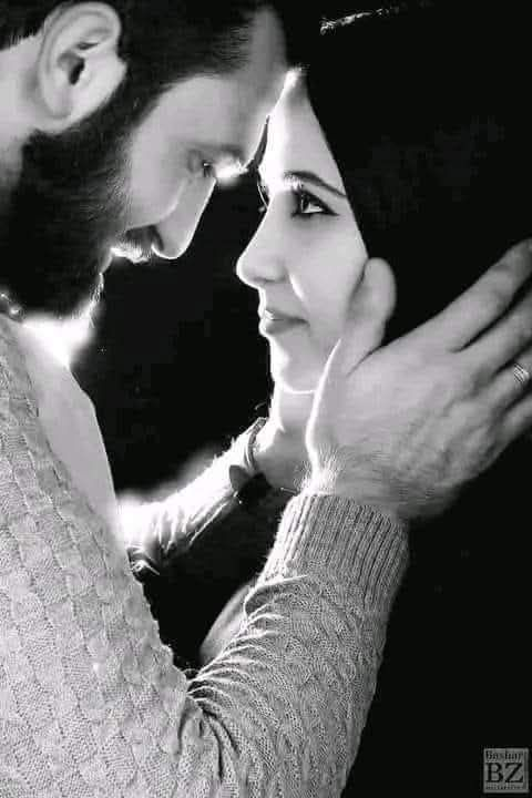 an0088761's tweet photo. اجوع عشقا ...
فيذهب قلبي ...
 الى مائدتك ...
كفقير صائم ...
يريد افطارا ...
فهل تاب قلبك ...
 عن الصدقات ... https://t.co/hIDAcmNOTy