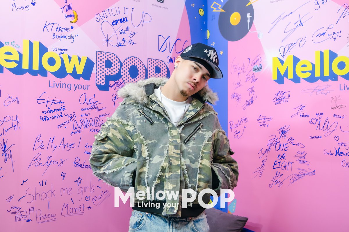 MellowPOP_TH's tweet image. ✨ Mellow POP เก็บตกภาพบรรยากาศไลฟ์ของ “Tobii” กับเพลง “Banana”
.
#MellowPOP
#Banana #Tobii #DefJamTH