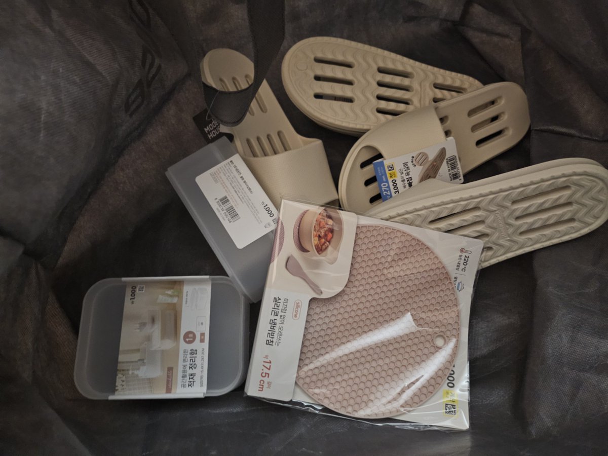 마리리 tweet media