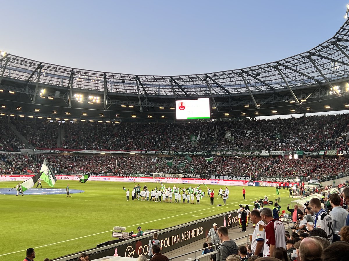 Groundhopping Tours tweet media