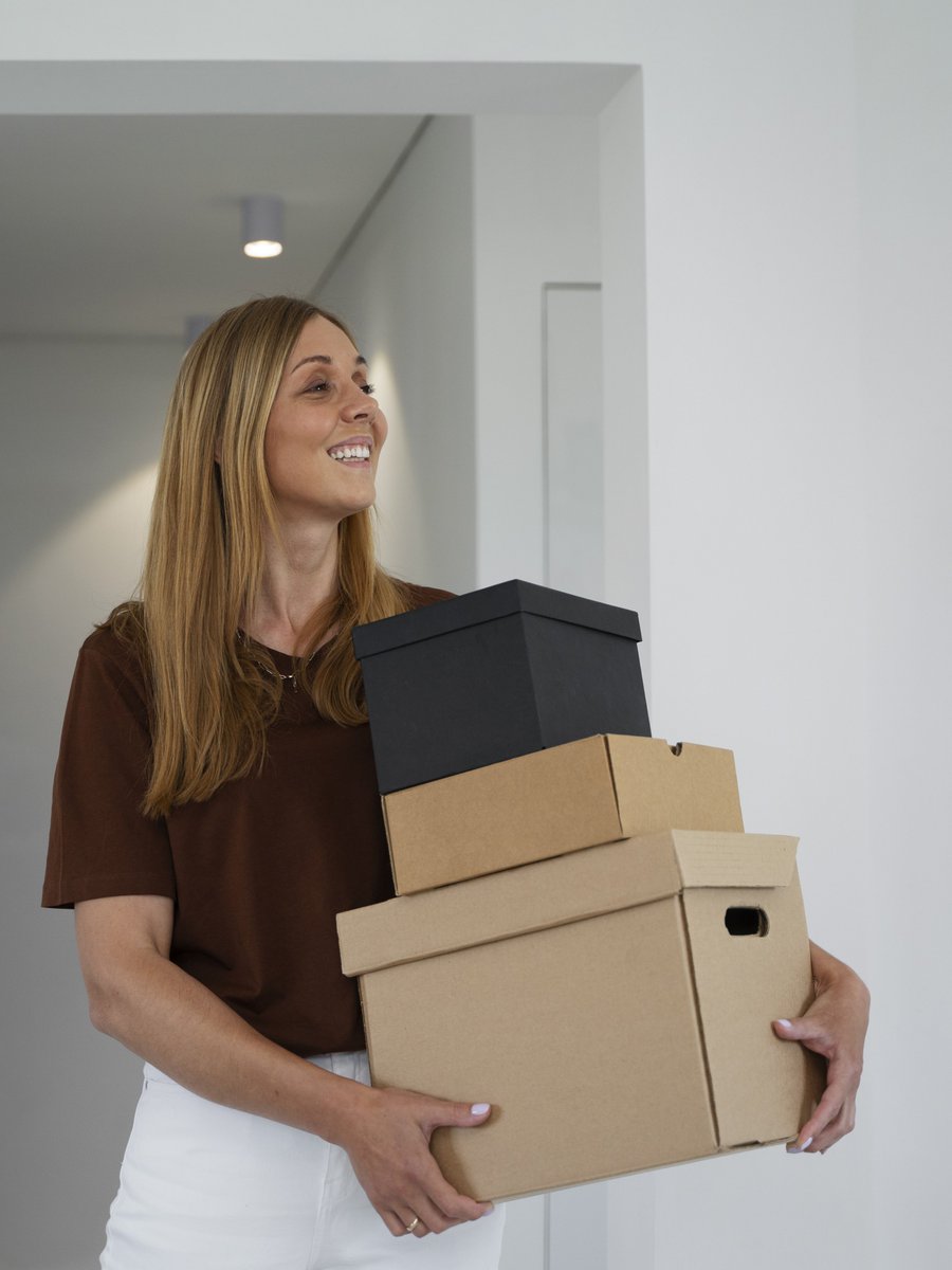 AlpinInvest's tweet photo. Morgen ziehen wir in neue Büroräumlichkeiten um.

Unsere zukünftige Adresse  ab dem 02.03.2026 ist: Hohenzollerndamm 183–184, 10713 Berlin. Am  Umzugstag, Freitag, den 27.02.2026, findet kein regulärer Bürobetrieb  statt.

#alpininvest #kapitalanlage #Eigentumswohnung https://t.co/gmlHJH0eW6
