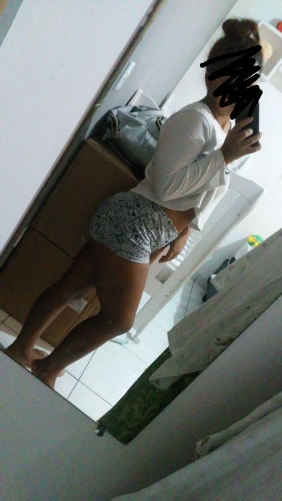 Alguém pra fazer uma amizade no whatsapp?
Sem putaria no momento 
#PINTOAWARD
#PINTOAWARDS
#PINTOSAWARDS 
#PINTOSAWARD
#XOTAAWARDS 
#PEITOAWARDS 
#XOTAAWARD       
#RABAAWARDS