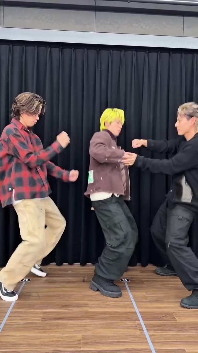TBS_geino's tweet image. Number_i　ダンス動画を続けて公開
「＃dancechallenge」にファン注目
「なんかよくわかんないけどみんな可愛い」

⬇️記事はこちら📷📝

news.yahoo.co.jp/articles/191ba… 

＃Number_i
