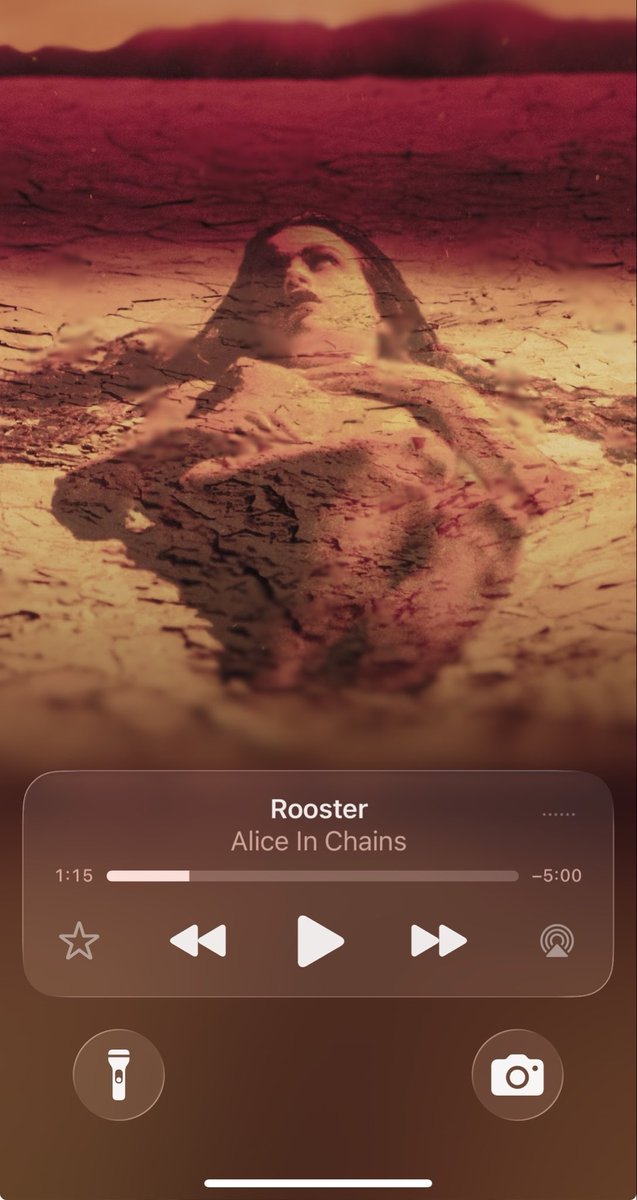 BIGWANGROG's tweet photo. Arguably the best song of all time. This shit fires me the fuck up. #rooster #herehecomes https://t.co/vMUyooHQDa