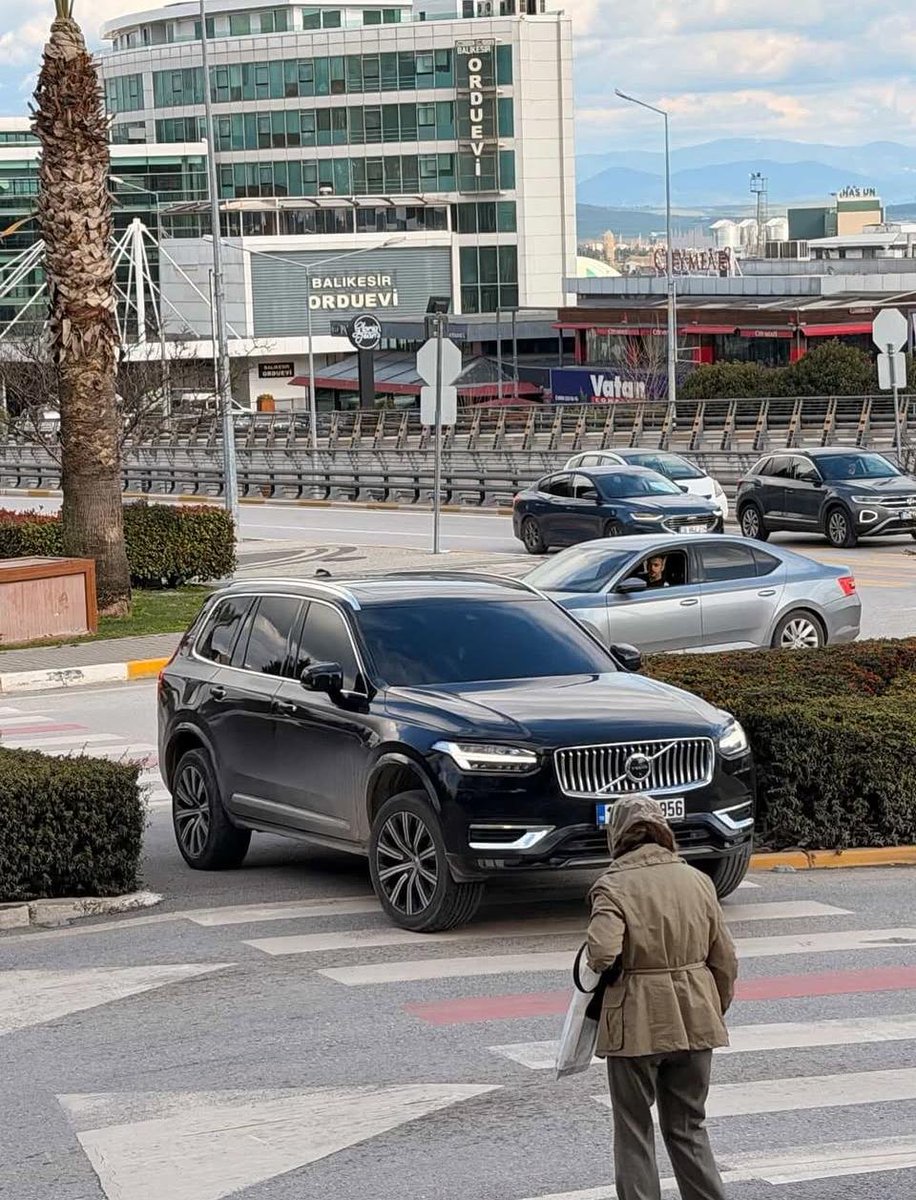 gündemio tweet media