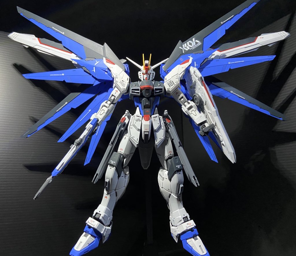 o0ybLr0EE76IalA's tweet photo. #私のヤバい初手と完成

こちらも大体カラーリングのせいw https://t.co/FCju9YpIax