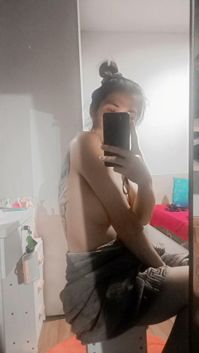 ชีวิตมีทั้งสุขและทุกข์ #สาวสอง #บางปู tweet media