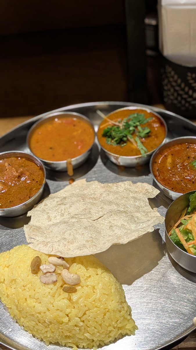 やっぱりエリックサウス最高でした
#マッシュルームのムリガタニースープ
#鯖のプットゥ 
#東京駅
#八重洲 
#スパイスカレー好きな人と繋がりたい