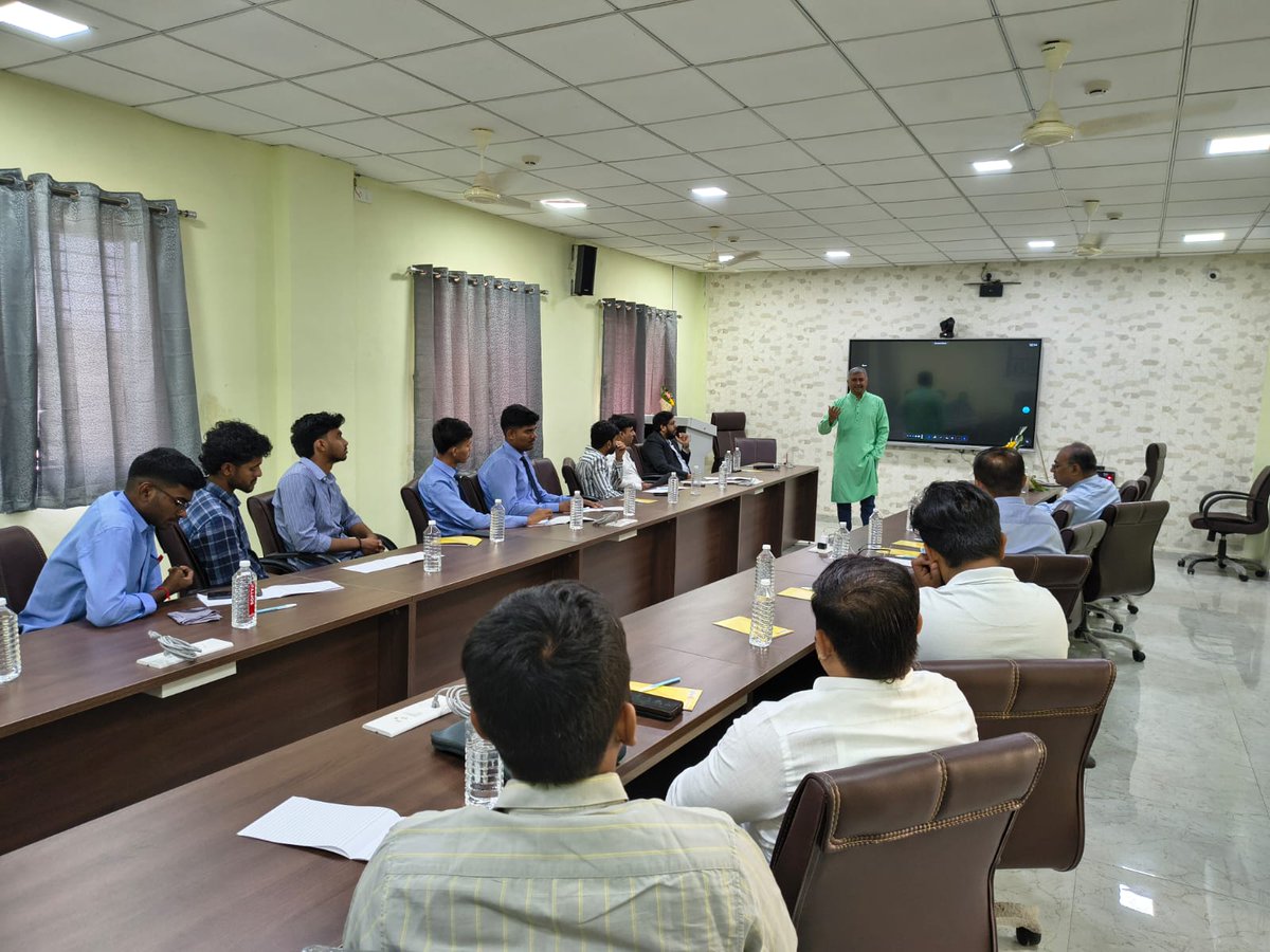 STPI_FASAL's tweet photo. Bootcamp 2026 at @STPI_FASAL (23rd Feb 2026) featured high-impact mentor-led sessions for #AgriTech #startups.

Insightful discussions &amp; practical frameworks to accelerate startup growth.

@arvindtw https://t.co/PrxxndhBW5