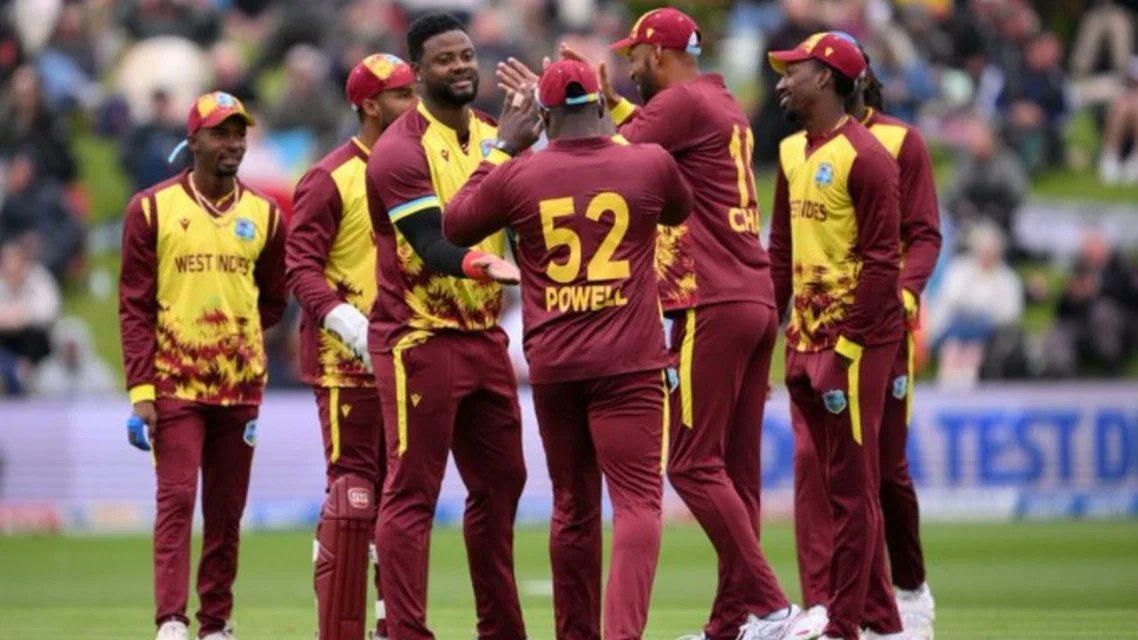 princek36296502's tweet photo. South Africa और West Indies दोनों टीमों के बीच 5 बार मुकाबला हुए हैं t20 वर्ल्ड कप में
SA 4
WI 1
T20 की बात करें तो इस मैदान पर 16 टी20 भिड़ंत हो चुके 11 मैच पहले बल्लेबाजी करने वाली टीम जीते हैं जबकि 5 बार लक्ष्य का पीछा करने वाली
आप लोग किसके पक्ष में है?
#WIvsRSA #RSAvsWI https://t.co/16ry7QJP2j