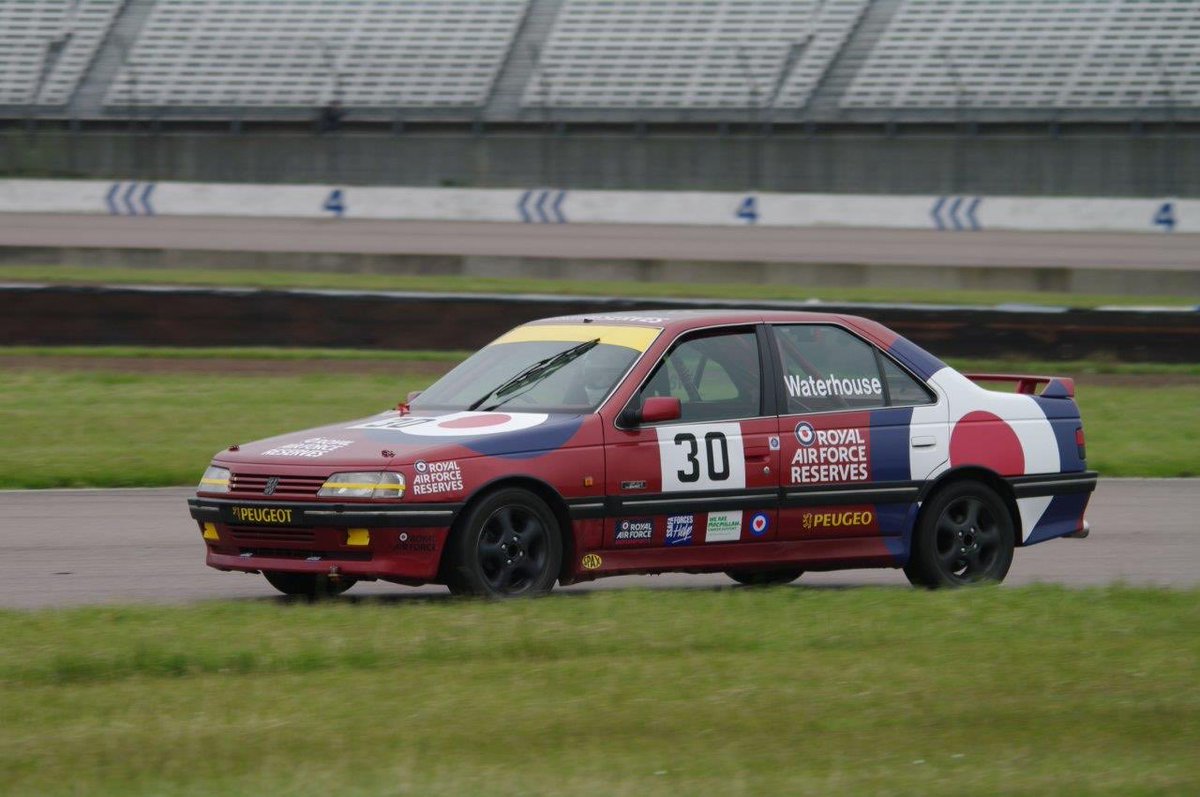 Mrwaterbiscuit's tweet photo. #ThrowbackThursday to times behind the wheel of a superstar at a much missed racing circuit. She will be back 😍👌 #Peugeot #405 #Mi16 https://t.co/tEsJ5layfI