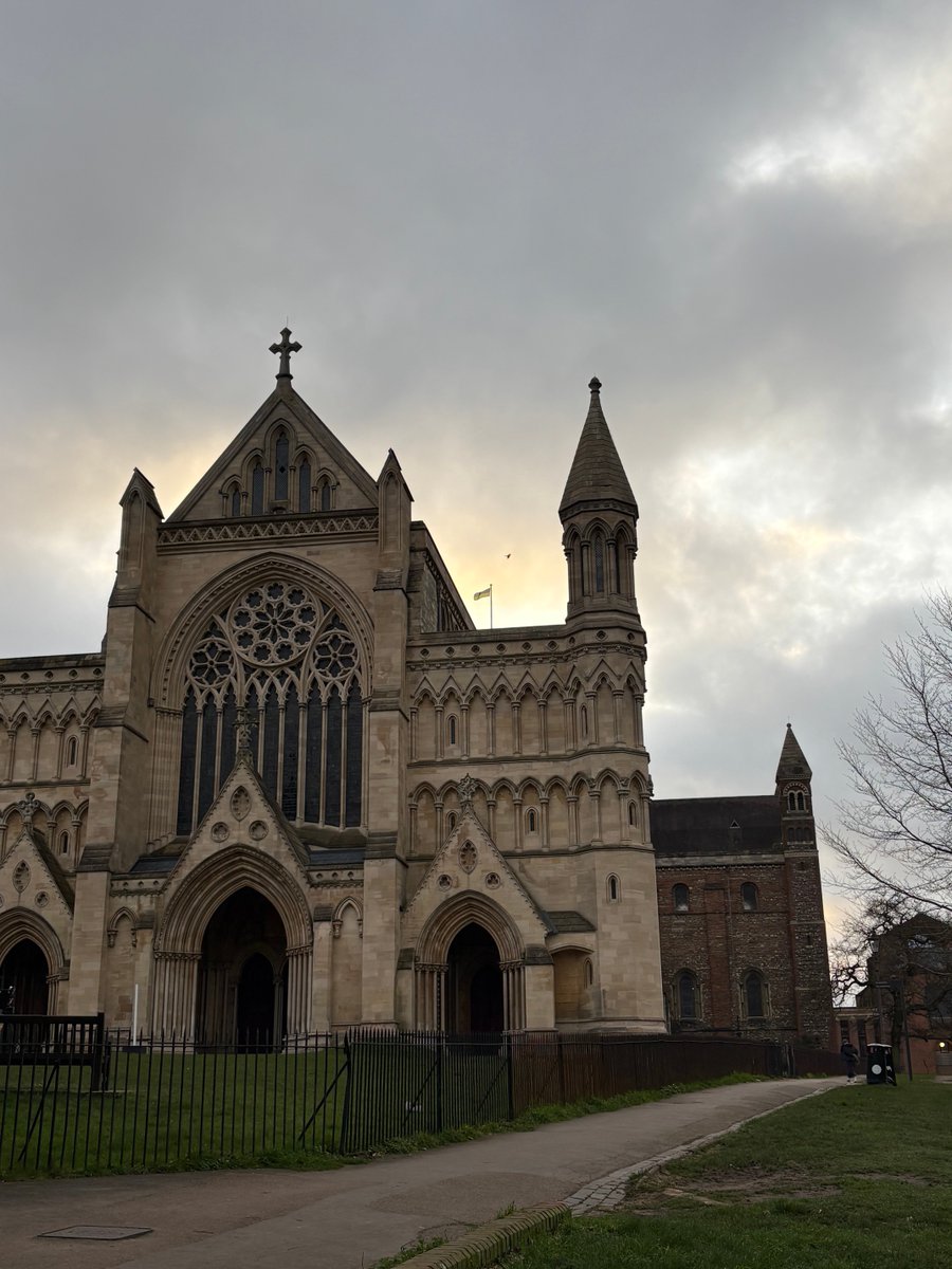 Dr Richard Pile tweet media