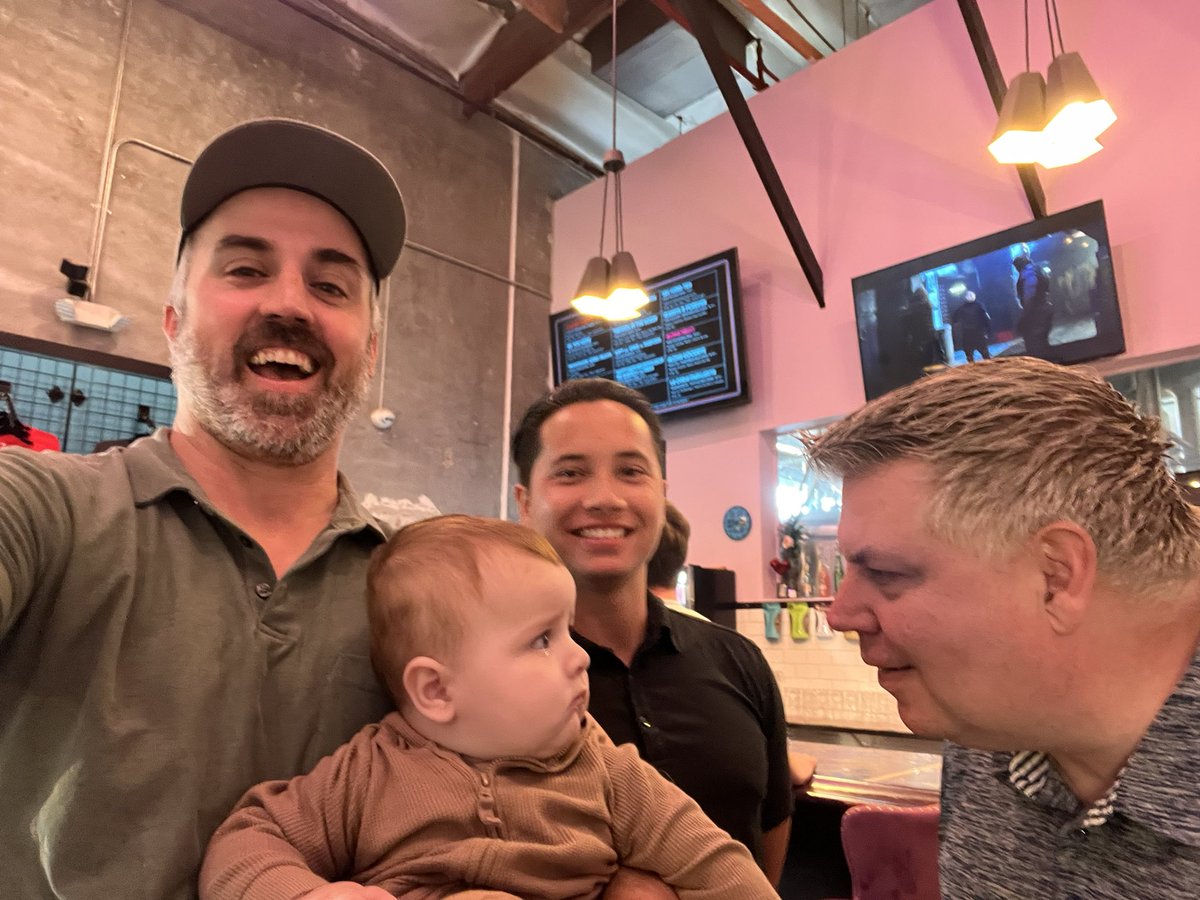 Broker Brett tweet media