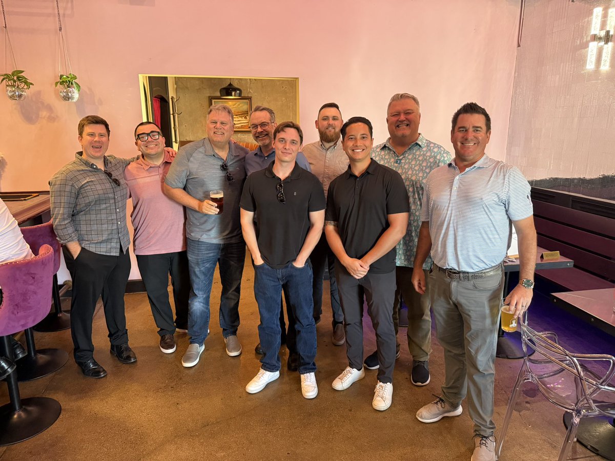 Broker Brett tweet media